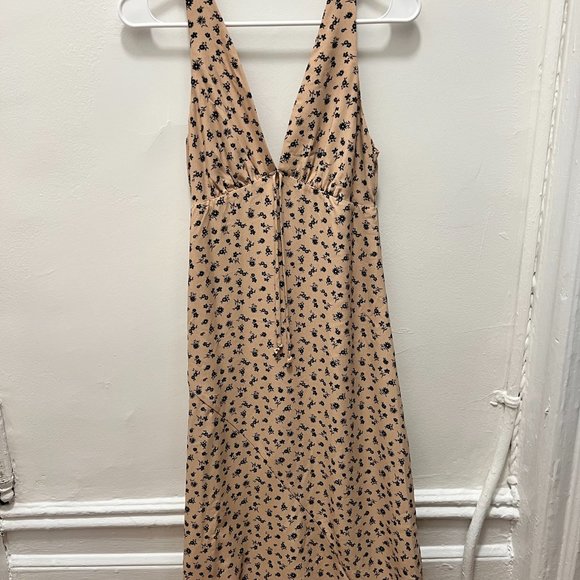 Chelsea28 Floral Sleeveless Midi Dress in Tan- Black Mini Floral XS - Picture 1 of 5